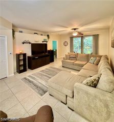 517 Robin Hood CIR 101, Naples, FL 34104
