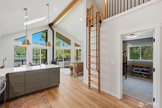 1305 SW Lake Roesiger Road, Snohomish, WA 98290