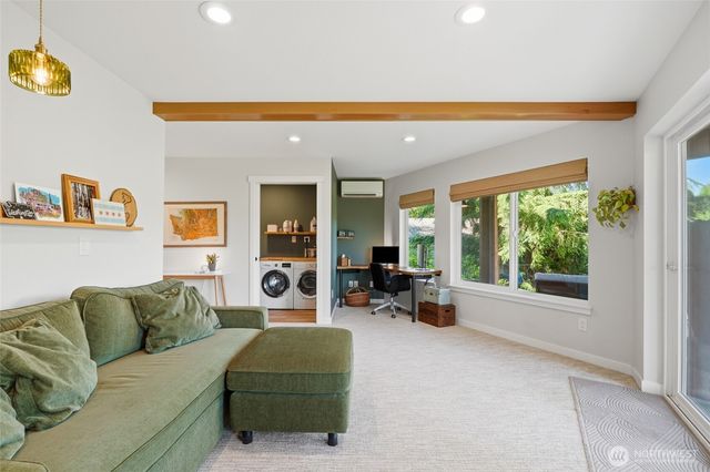 1305 SW Lake Roesiger Road, Snohomish, WA 98290