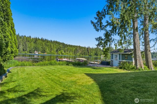 1305 SW Lake Roesiger Road, Snohomish, WA 98290
