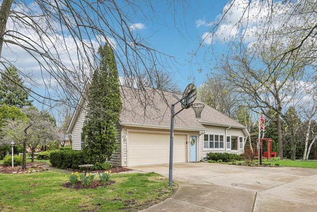 123 26th AVENUE, Racine, WI 53403