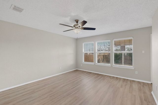 911 Live Oak Drive, Anna, TX 75409