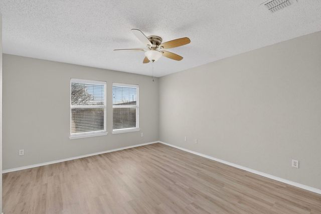 911 Live Oak Drive, Anna, TX 75409