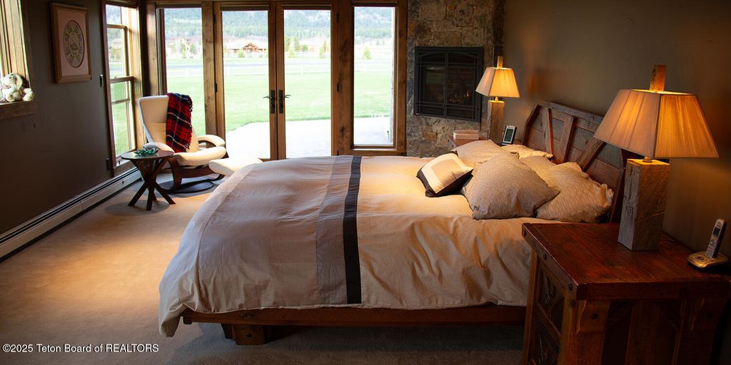 592 AIRPORT DR 7, Alpine, WY 83128 photo 12