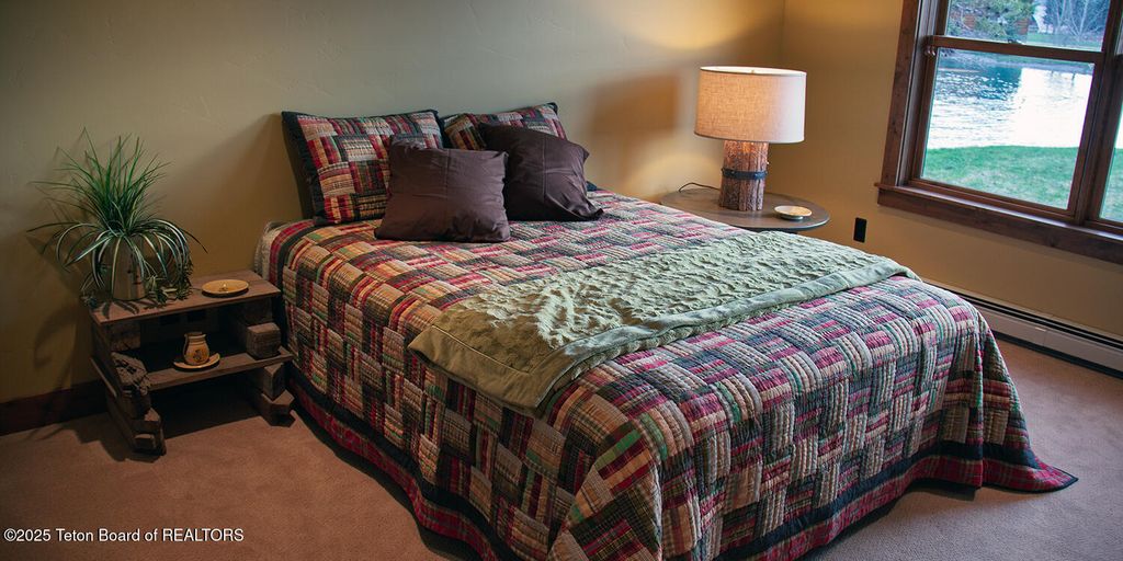 592 AIRPORT DR 7, Alpine, WY 83128 photo 14