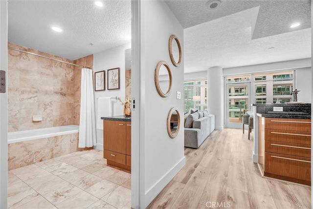 3141 Michelson 1306, Irvine, CA 92612