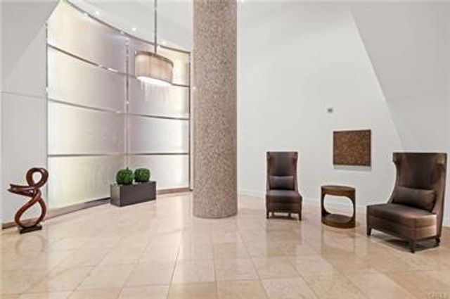 3141 Michelson 1306, Irvine, CA 92612