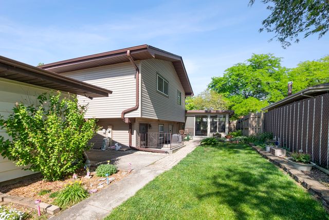 8535 169th Street, Tinley Park, IL 60487