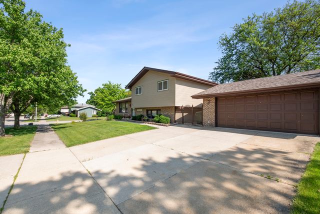 8535 169th Street, Tinley Park, IL 60487