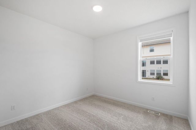 4975 Noble Lane NW, Rochester, MN 55901