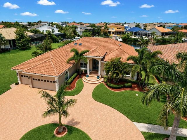 929 ALLEGRO LANE, Apollo Beach, FL 33572