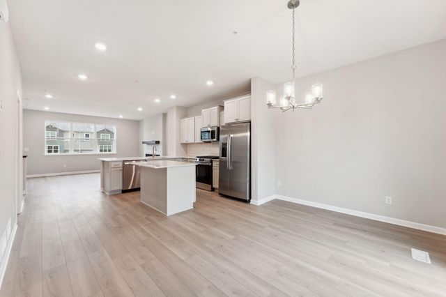 1520 Traverse Lane, West Saint Paul, MN 55118