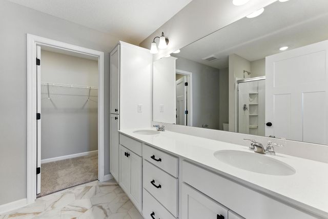 1520 Traverse Lane, West Saint Paul, MN 55118