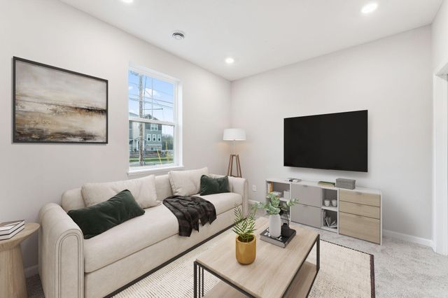 1520 Traverse Lane, West Saint Paul, MN 55118