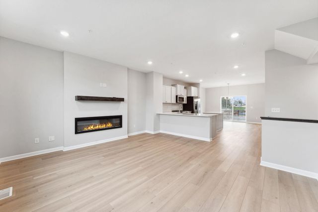 1520 Traverse Lane, West Saint Paul, MN 55118