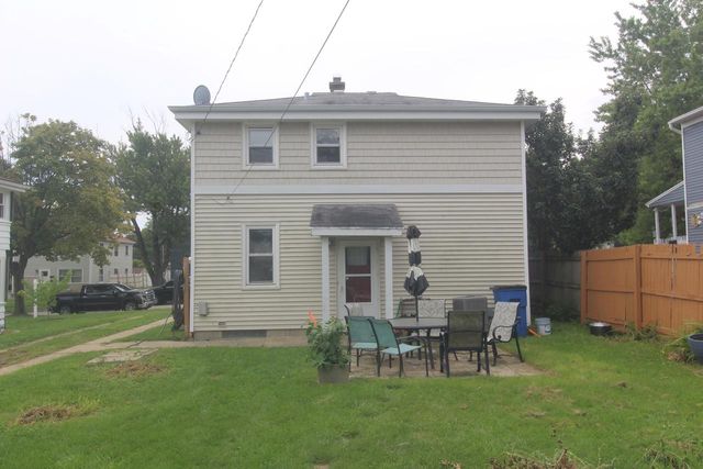 4518 W Tripoli AVENUE, Milwaukee, WI 53220