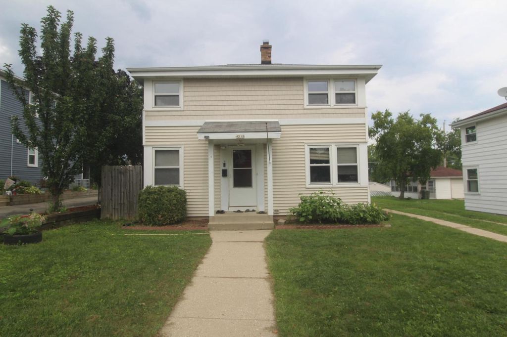 4518 W Tripoli AVENUE, Milwaukee, WI 53220