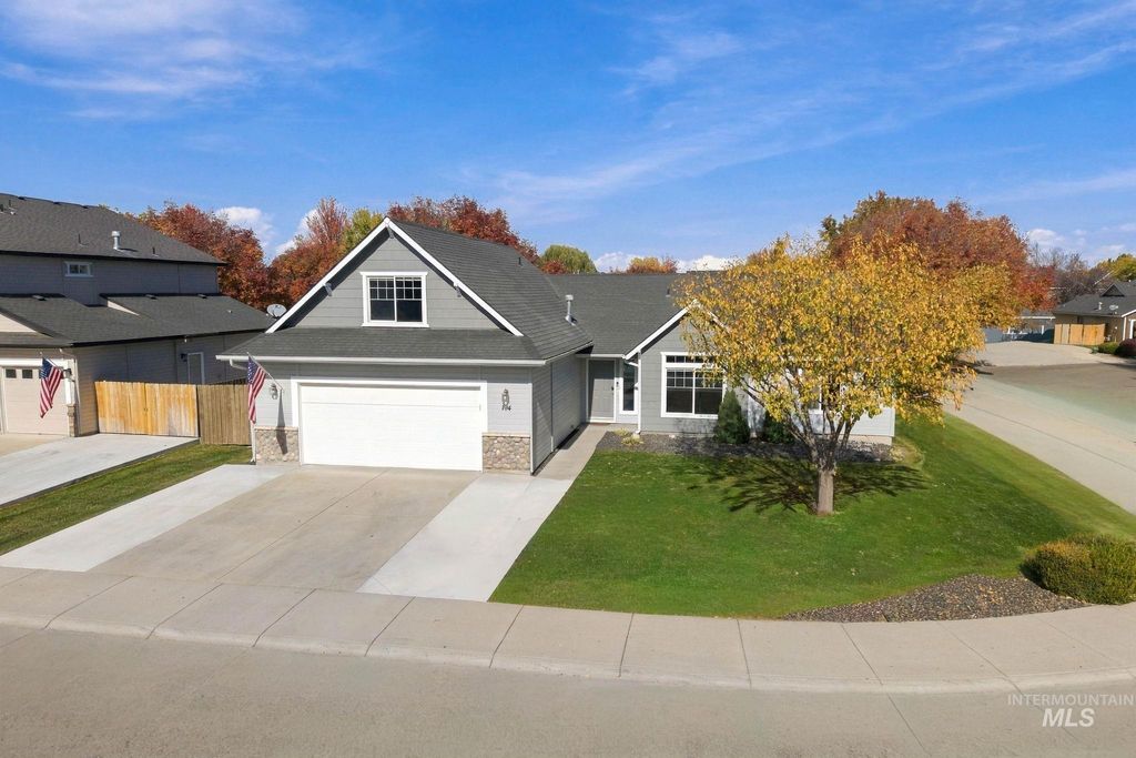 194 E Cornell Drive, Meridian, ID 83646 photo 2