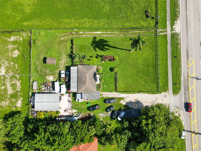 1921 SW 112th Avenue, Davie, FL 33325