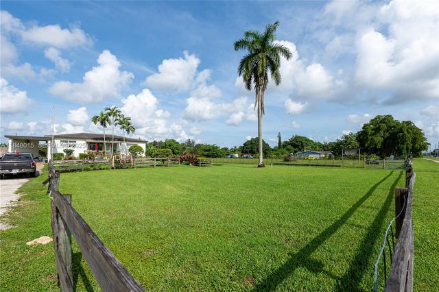 1921 SW 112th Avenue, Davie, FL 33325