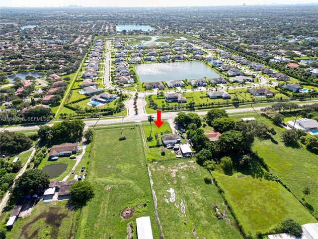 1921 SW 112th Avenue, Davie, FL 33325