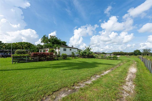1921 SW 112th Avenue, Davie, FL 33325