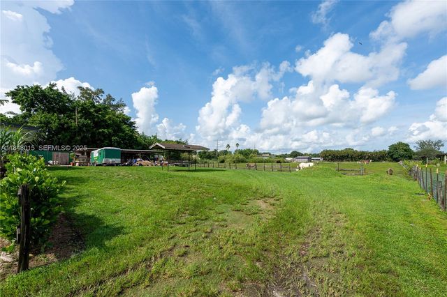 1921 SW 112th Avenue, Davie, FL 33325