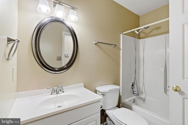6391 WATERDALE CT, Bealeton, VA 22712