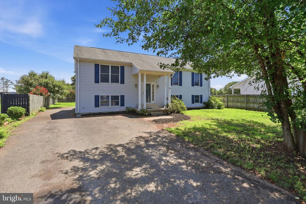 6391 WATERDALE CT, Bealeton, VA 22712