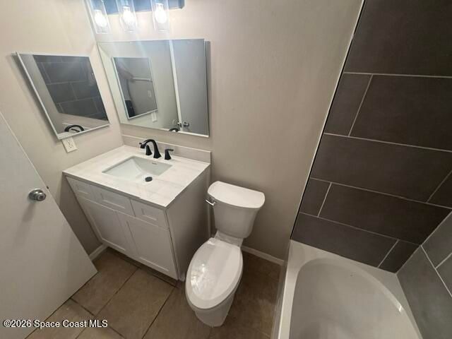 425 Tewksbury Lane NE, Palm Bay, FL 32907