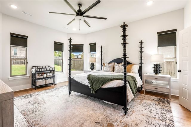 3792 W Violet Street, Fayetteville, AR 72704
