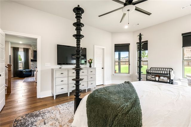3792 W Violet Street, Fayetteville, AR 72704