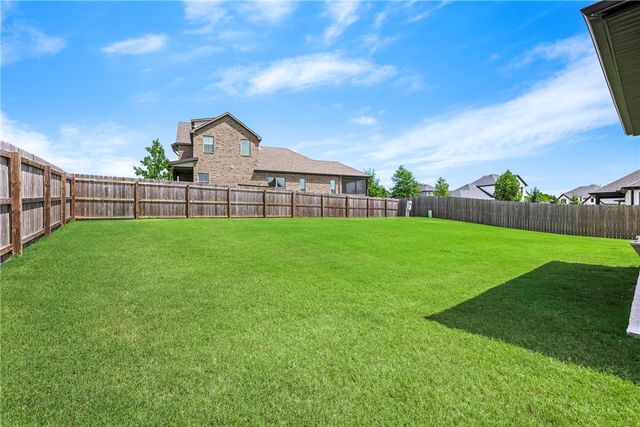 3792 W Violet Street, Fayetteville, AR 72704