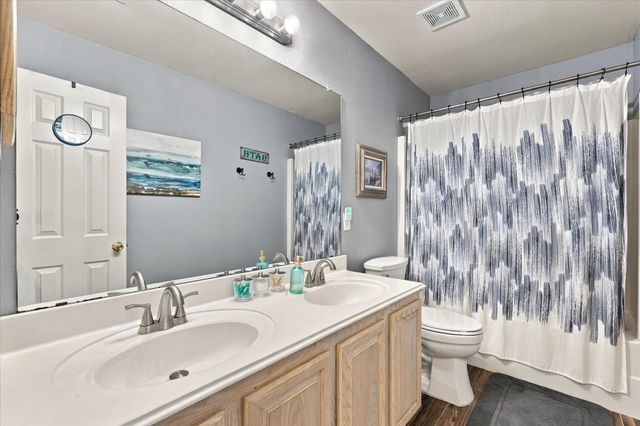 7800 Swan Park Drive, Denton, TX 76210