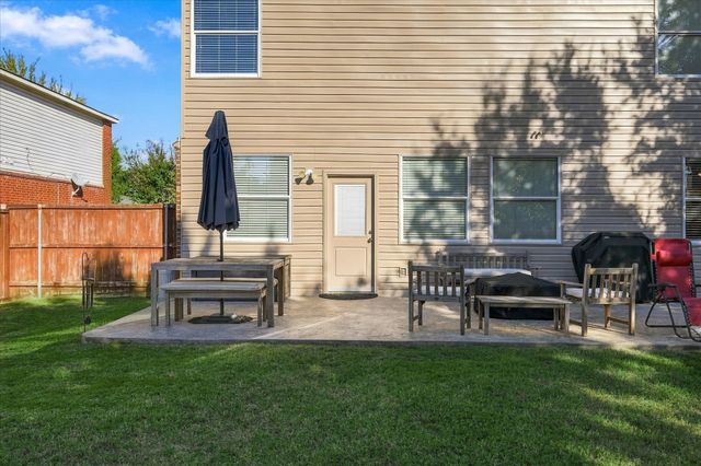7800 Swan Park Drive, Denton, TX 76210