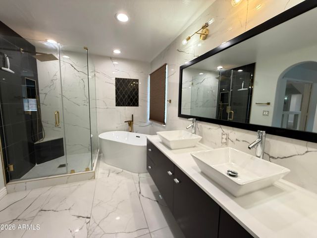 18220 N 45th Street, Phoenix, AZ 85032