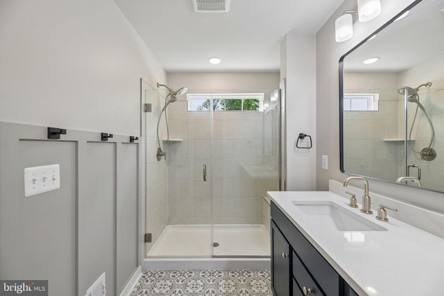 7202 MOUNTAINEER DR, Alexandria, VA 22306