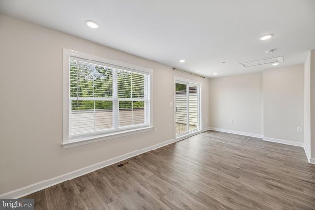 7202 MOUNTAINEER DR, Alexandria, VA 22306