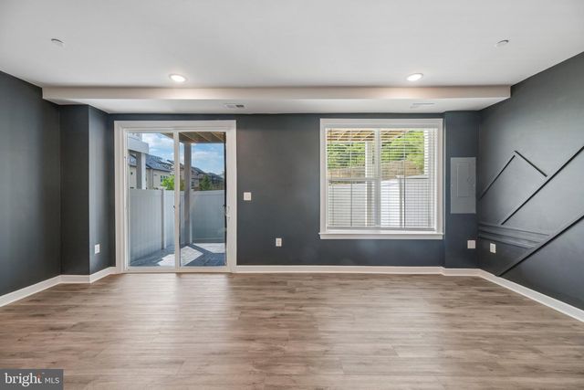 7202 MOUNTAINEER DR, Alexandria, VA 22306