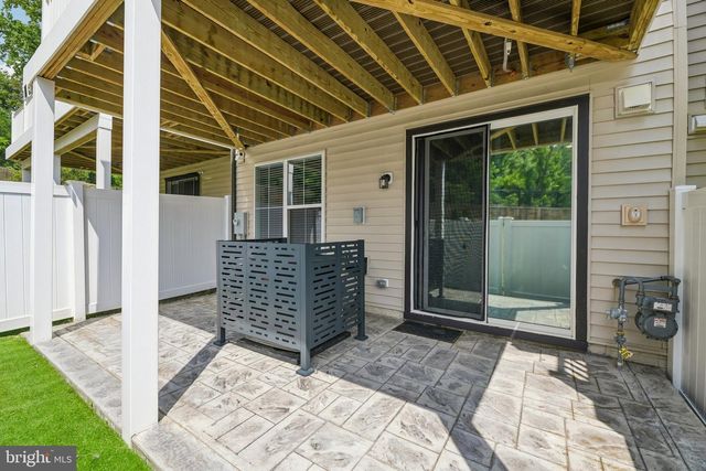 7202 MOUNTAINEER DR, Alexandria, VA 22306