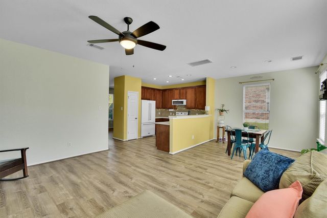 92 Verde Ranch LOOP, Leander, TX 78641