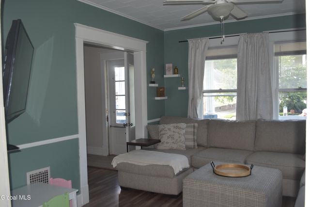 223 4th Street, Scotia, NY 12302