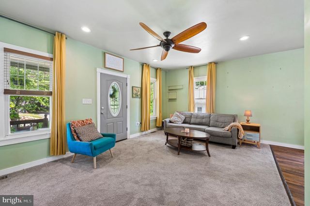 5131 CONCORD, Aston, PA 19014