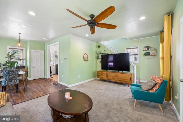 5131 CONCORD, Aston, PA 19014