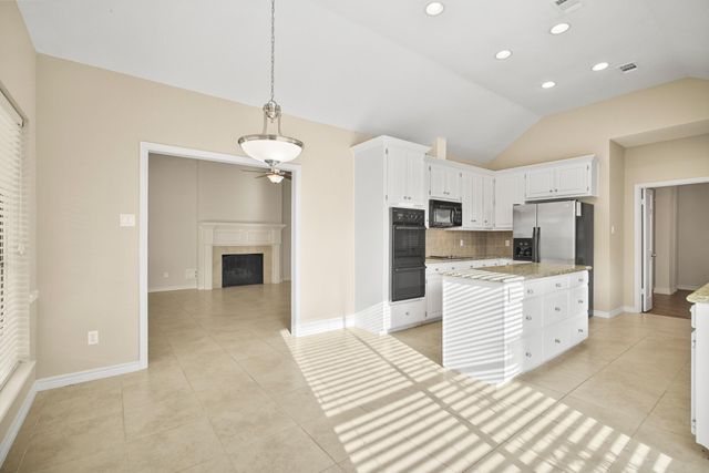 1438 Crescent Green Drive, Houston, TX 77094