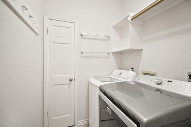 1438 Crescent Green Drive, Houston, TX 77094