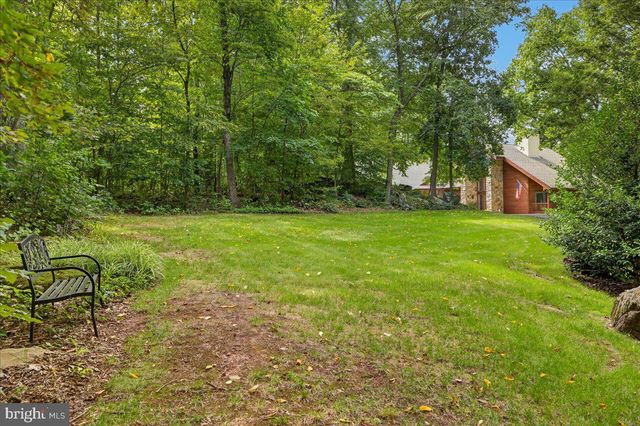 118 KING RD, Green Lane, PA 18054