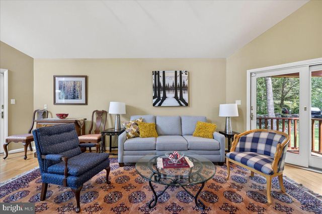 118 KING RD, Green Lane, PA 18054
