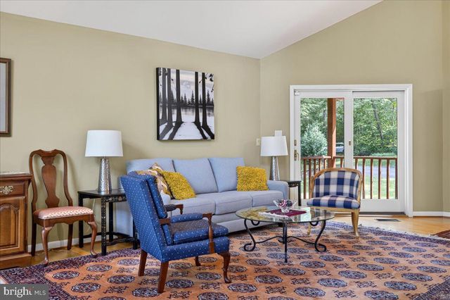 118 KING RD, Green Lane, PA 18054