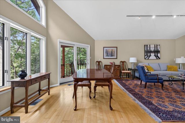 118 KING RD, Green Lane, PA 18054